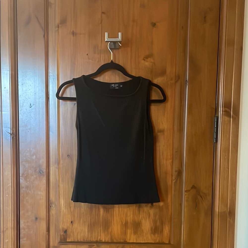 Black Sleeveless Top